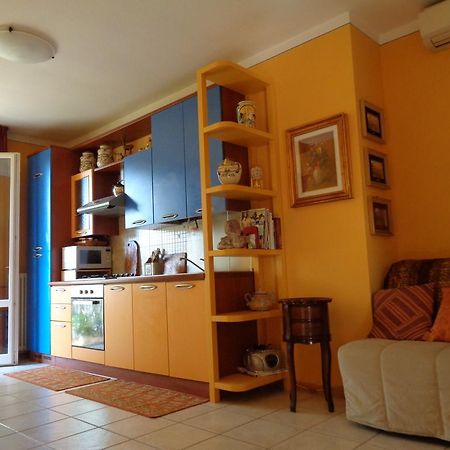 Liz Beth Apartment ลุคคา ภายนอก รูปภาพ