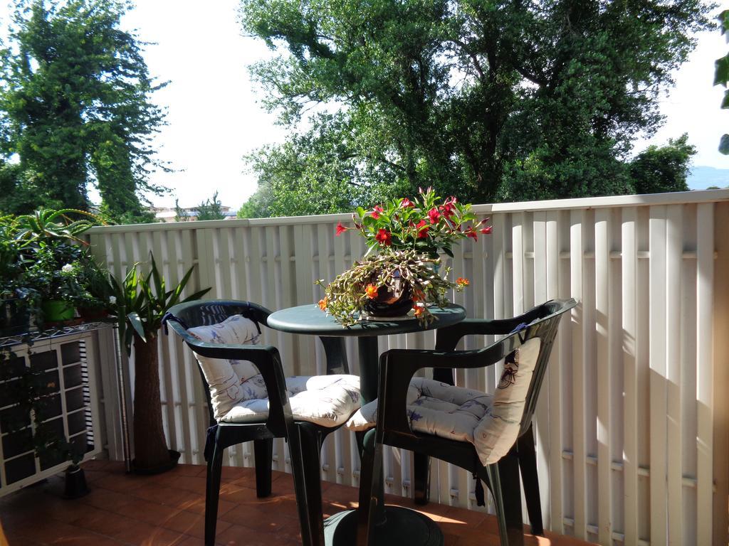 Liz Beth Apartment ลุคคา ห้อง รูปภาพ