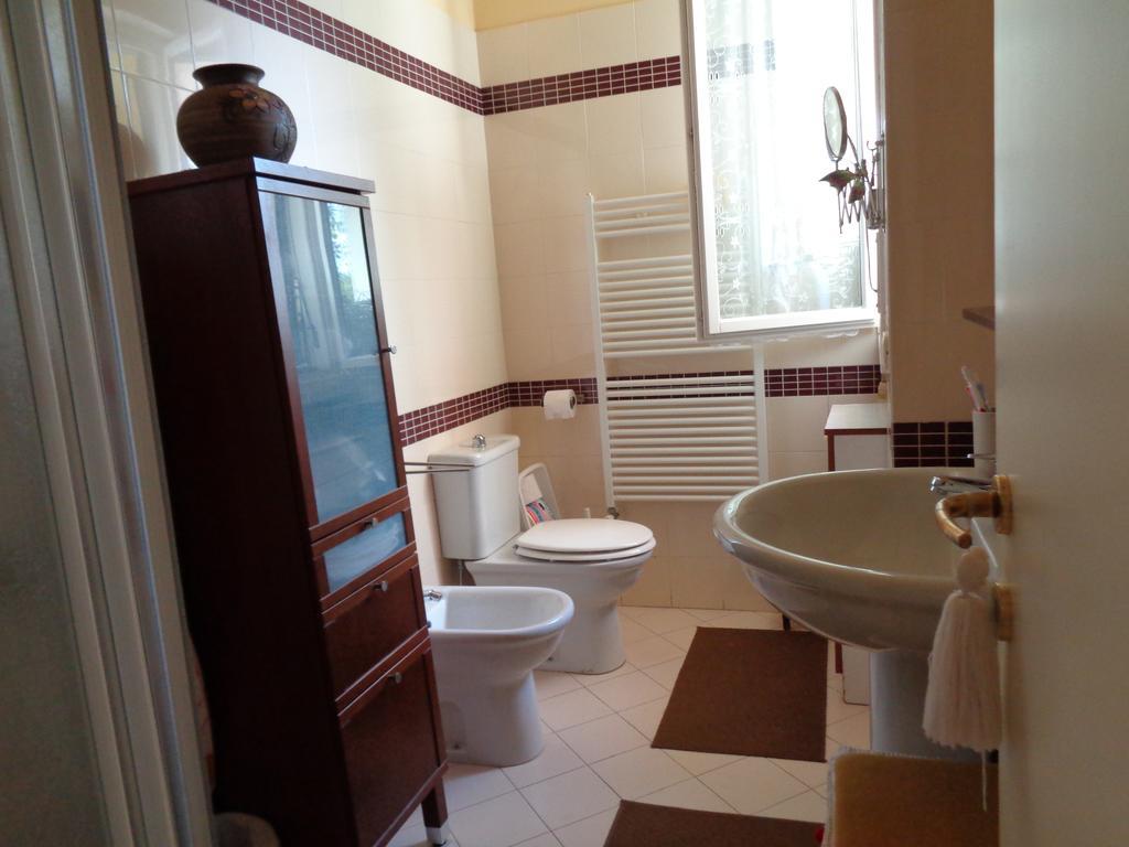 Liz Beth Apartment ลุคคา ภายนอก รูปภาพ